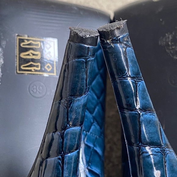 Call It Spring Teal Blue Faux Croc Pumps, Size 39 - Picture 8 of 8